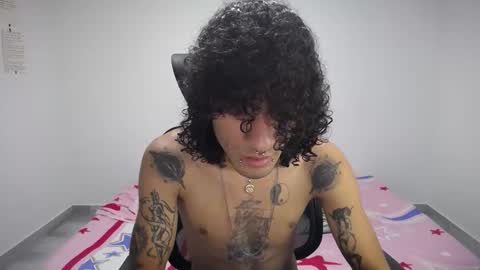 Plux online show from October 15, 7:47 pm