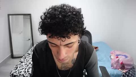 Plux online show from November 13, 2:25 am