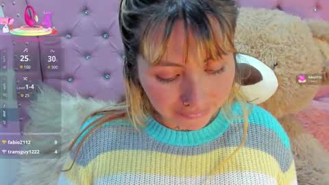 Pretti Violet online show from January 16, 2:15 pm