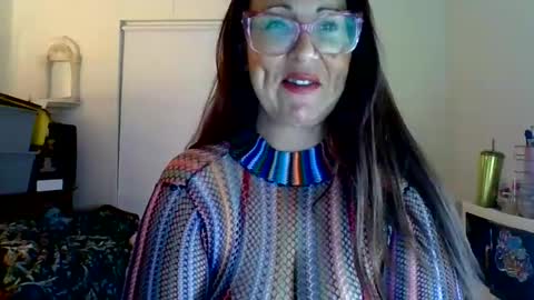 Snapshot of pretttykittty88 chatting on September 12, 9:11 am pretttykittty88 online show from September 12, 9:11 am