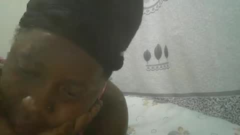 Snapshot of pretty_abella chatting on February 24, 2:15 pm abella online show from February 24, 2:15 pm