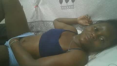 Snapshot of pretty_abella chatting on February 21, 10:48 pm abella online show from February 21, 10:48 pm