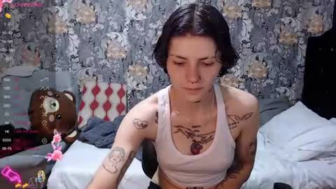 pretty_cristal22 online show from June 12, 12:15 pm
