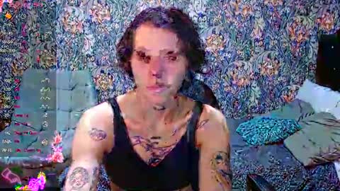 pretty_cristal22 online show from June 28, 1:01 am