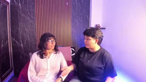 pretty_honey22 online show from June 26, 3:23 am