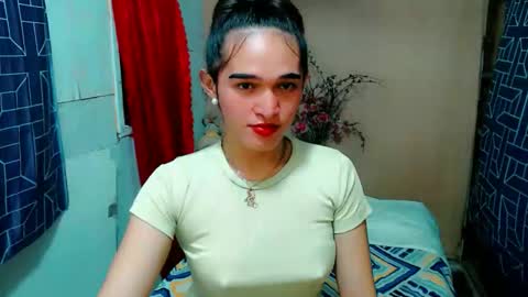 pretty_lady_kitty online show from May 9, 2:12 pm