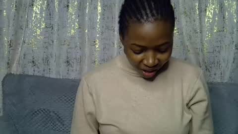 pretty_petite24 online show from July 13, 9:18 pm