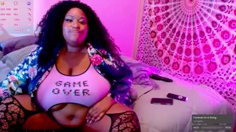 Snapshot of prettybabee120 chatting on December 27, 6:03 am Miss Pretty online show from December 27, 6:03 am