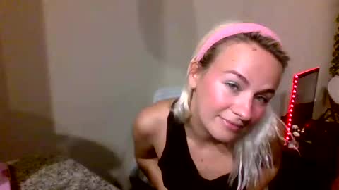 Missy  Jack online show from January 11, 1:55 am