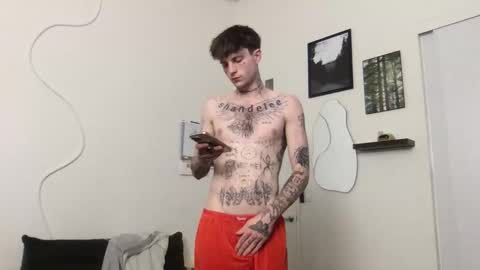 pretty boy online show from December 4, 8:36 am