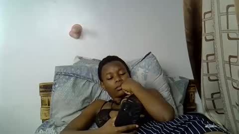 coco online show from April 22, 2:52 am