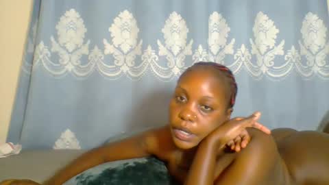 SHANIA online show from November 2, 9:37 pm