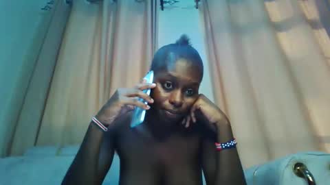 prettydulce online show from October 2, 2:49 pm