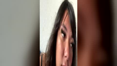 prettylatinamomma01 online show from June 26, 2:44 pm