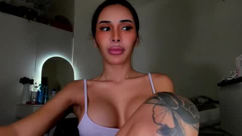 Jovill Mays online show from November 2, 8:36 am