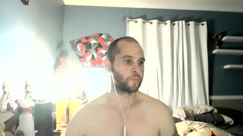 prettymuchafreak387930 online show from April 12, 7:12 am