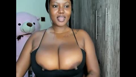 pearl online show from December 3, 1:37 am