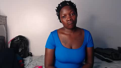 Snapshot of prettysmiles1 chatting on September 15, 5:53 am prettysmiles1 online show from September 15, 5:53 am