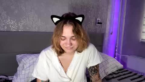Snapshot of primrosebrabsona chatting on October 16, 8:14 am Anna Vdovoch online show from October 16, 8:14 am