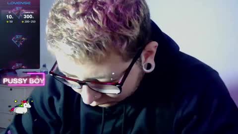 Prince online show from March 8, 9:08 pm