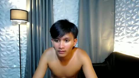 Snapshot of prince_zaijan chatting on March 9, 12:31 pm Prince Zaijan online show from March 9, 12:31 pm
