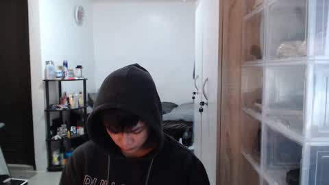 Snapshot of princeadrianx chatting on January 29, 7:25 am Prince Adrian online show from January 29, 7:25 am