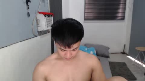 Snapshot of princeadrianx chatting on October 23, 7:32 am Prince Adrian online show from October 23, 7:32 am