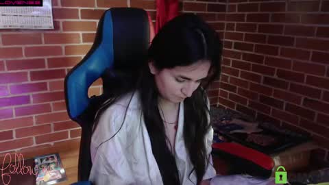 Snapshot of princesa_leia_zathur chatting on February 21, 3:54 pm Leia online show from February 21, 3:54 pm