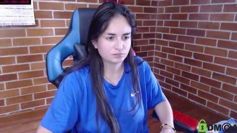 Snapshot of princesa_leia_zathur chatting on September 17, 1:14 pm Leia online show from September 17, 1:14 pm