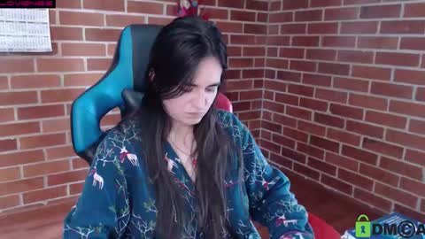 Snapshot of princesa_leia_zathur chatting on September 25, 5:09 pm Leia online show from September 25, 5:09 pm