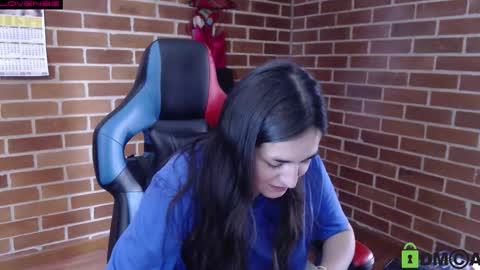 Snapshot of princesa_leia_zathur chatting on September 27, 6:05 pm Leia online show from September 27, 6:05 pm