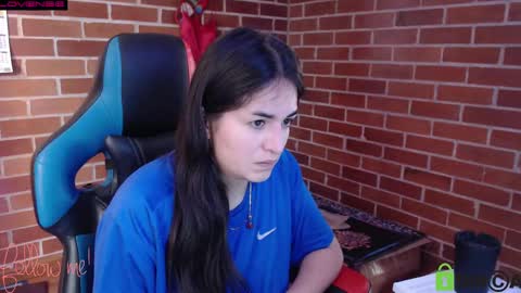 Snapshot of princesa_leia_zathur chatting on February 14, 12:57 pm Leia online show from February 14, 12:57 pm