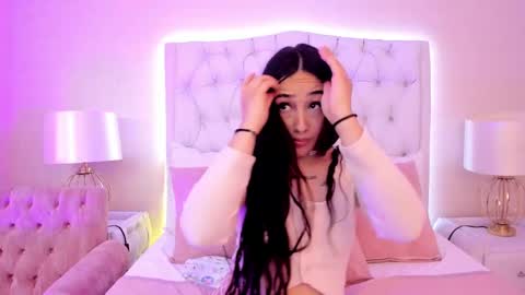 princesagabby online show from January 9, 8:01 pm