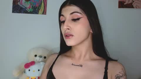 Sophie online show from March 9, 4:39 am