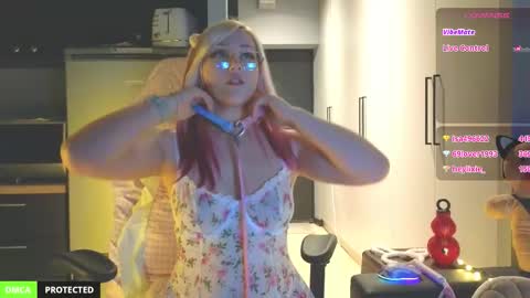 Yo Im Sofiee online show from March 30, 11:49 pm