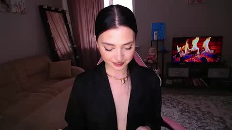 princessamira1 online show from May 12, 9:07 am