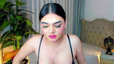 PrincessDONT FORGET TO FOLLOW ME online show from December 17, 2:13 pm