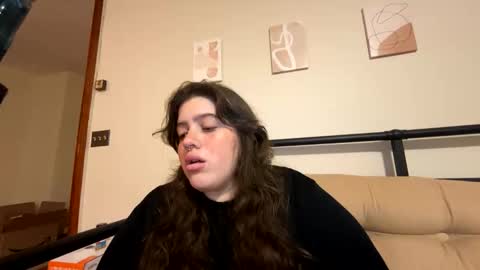 princessviccxo online show from October 18, 7:56 am