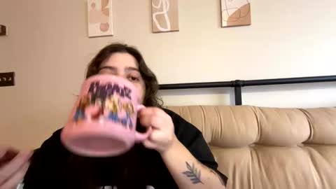 princessviccxo online show from February 16, 4:49 pm