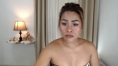 Snapshot of princessyanzy chatting on February 26, 3:57 am princessyanzy1 online show from February 26, 3:57 am