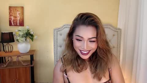 Snapshot of princessyanzy chatting on March 6, 1:27 am princessyanzy1 online show from March 6, 1:27 am
