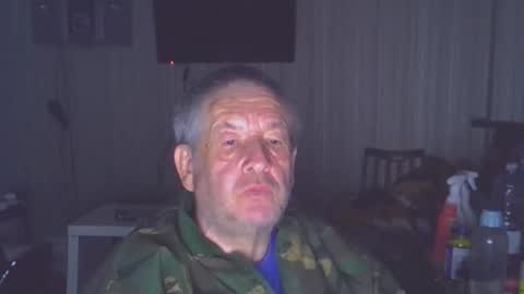 projectorepson online show from April 3, 7:10 pm