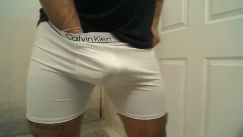 proseccopapi23 online show from February 1, 4:42 am