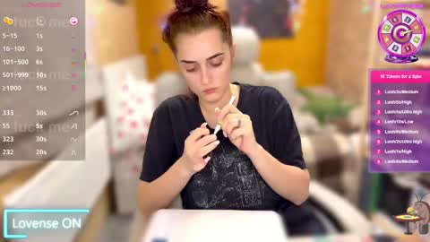 Queen of Pain online show from February 27, 12:14 am