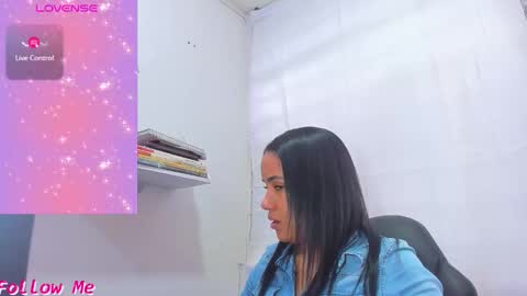 Snapshot of psique_naughty2 chatting on September 12, 6:43 pm psique_naughty2 online show from September 12, 6:43 pm