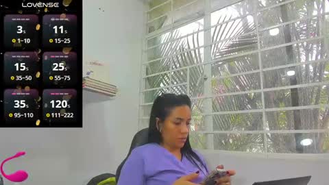 Snapshot of psique_naughty2 chatting on February 20, 7:08 pm psique_naughty2 online show from February 20, 7:08 pm