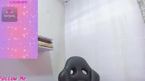 Snapshot of psique_naughty2 chatting on September 13, 6:54 pm psique_naughty2 online show from September 13, 6:54 pm