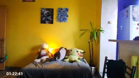 LUCY -----    online show from March 30, 11:54 am