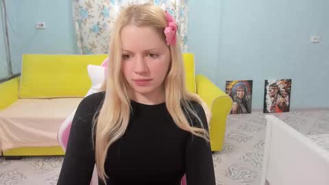 Victoria online show from March 22, 2:15 am