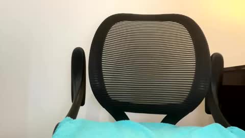 punkerboi182 online show from March 4, 3:14 am